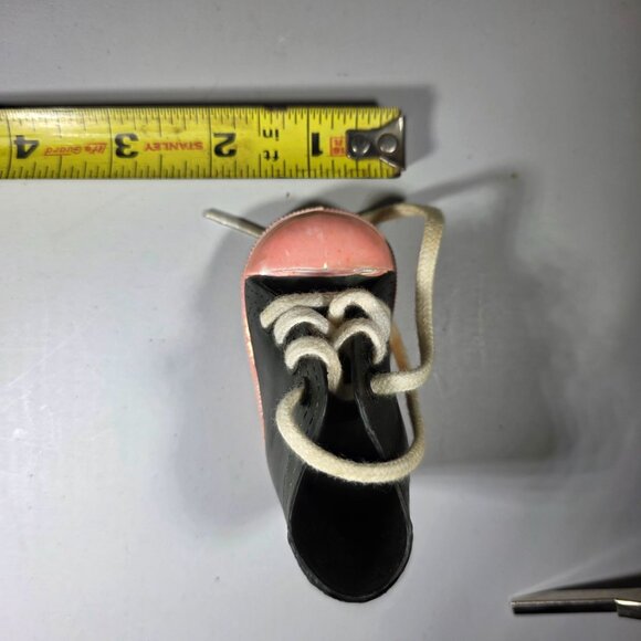 Vtg madame Alexander Doll Shoe Black Pink Plastic With Laces for replacement - Picture 5 of 5